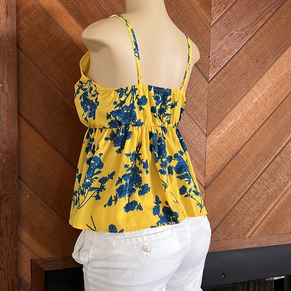 SHEIN yellow floral top - Picture 3 of 5